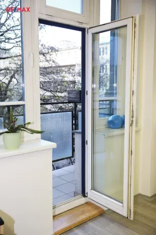 Pronájem komerční nemovitosti, Praha - Smíchov, Ostrovského, 30 m2