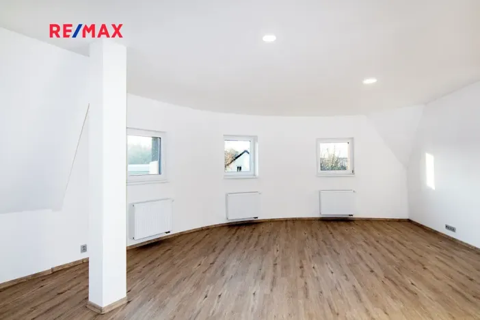 Prodej činžovního domu, Ústí nad Labem, náměstí Prokopa Velikého, 576 m2