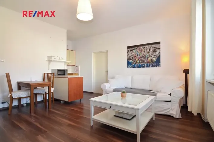 Prodej bytu 2+kk, Praha - Košíře, Plzeňská, 41 m2