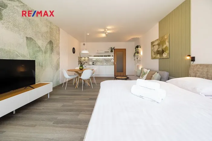 Prodej bytu 1+kk, Abertamy, Vítězná, 41 m2