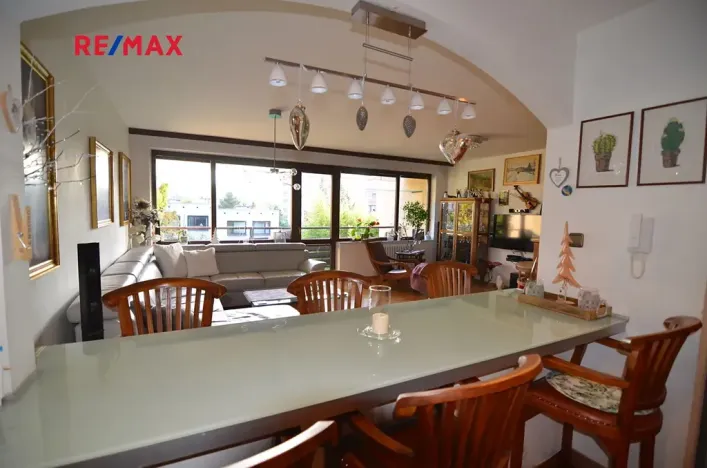 Prodej vícegeneračního domu, Praha - Motol, Hamsíkova, 395 m2