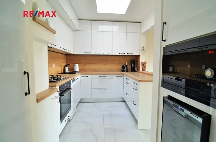 Prodej vícegeneračního domu, Praha - Motol, Hamsíkova, 395 m2