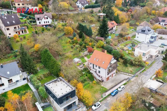 Prodej vily, Měchenice, Hlavní, 330 m2