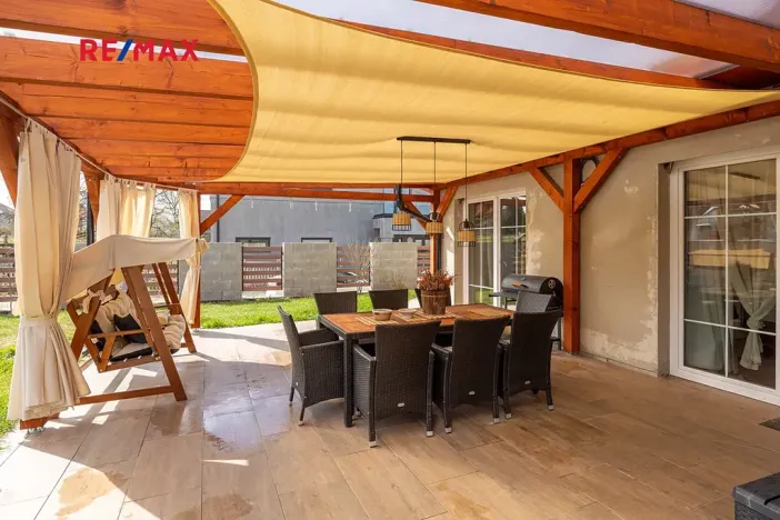 Prodej rodinného domu, Kostelec nad Černými lesy, 140 m2