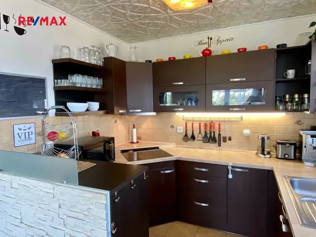 Prodej rodinného domu, Křenice, K Aleji, 166 m2