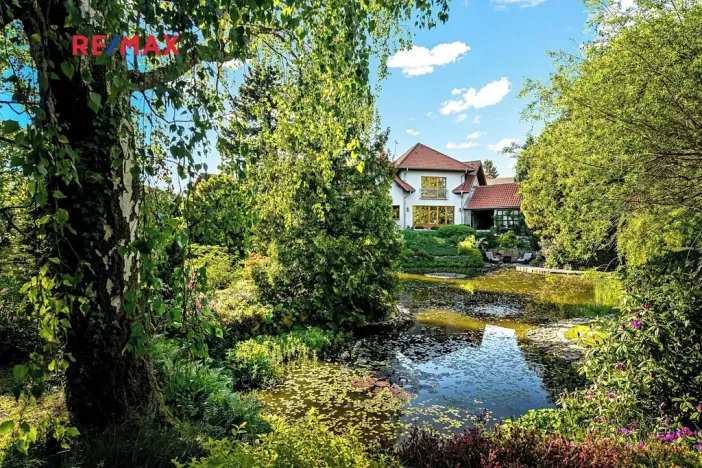 Prodej rodinného domu, Sulice, Na Křížkách, 277 m2