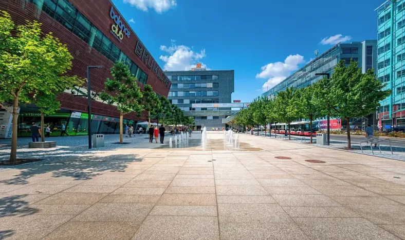 Pronájem kanceláře, Praha - Michle, Jemnická, 435 m2