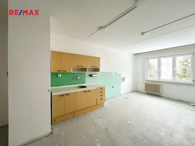 Prodej komerční nemovitosti, Kraslice, Palackého, 1800 m2