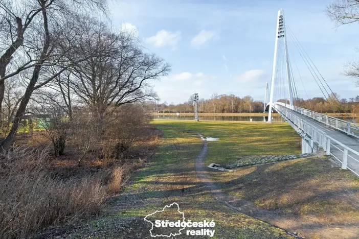 Prodej komerčního pozemku, Čelákovice, 1686 m2