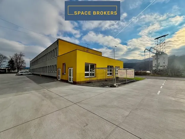 Pronájem obchodního prostoru, Ústí nad Labem, Přístavní, 490 m2