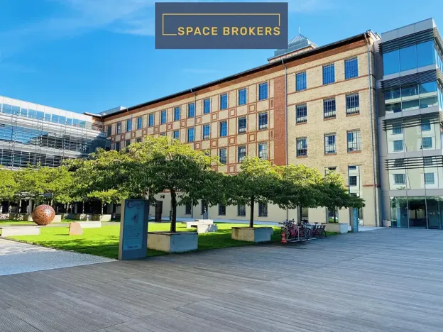 Pronájem kanceláře, Praha - Holešovice, Jankovcova, 620 m2