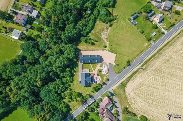 Prodej komerční nemovitosti, Třinec, 650 m2