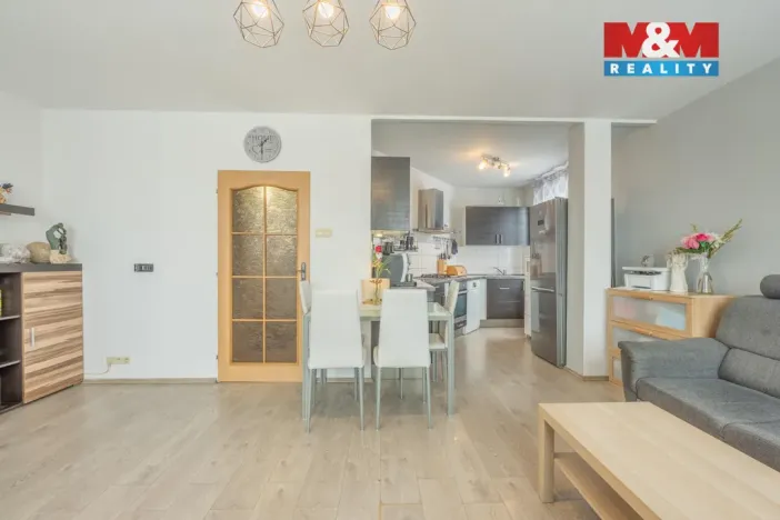 Prodej bytu 3+kk, Praha - Kobylisy, Frýdlantská, 69 m2