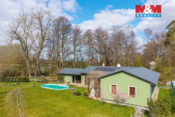 Prodej rodinného domu, Hradištko, Kersko, 160 m2