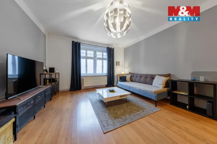 Prodej bytu 3+1, Karlovy Vary, Bulharská, 102 m2