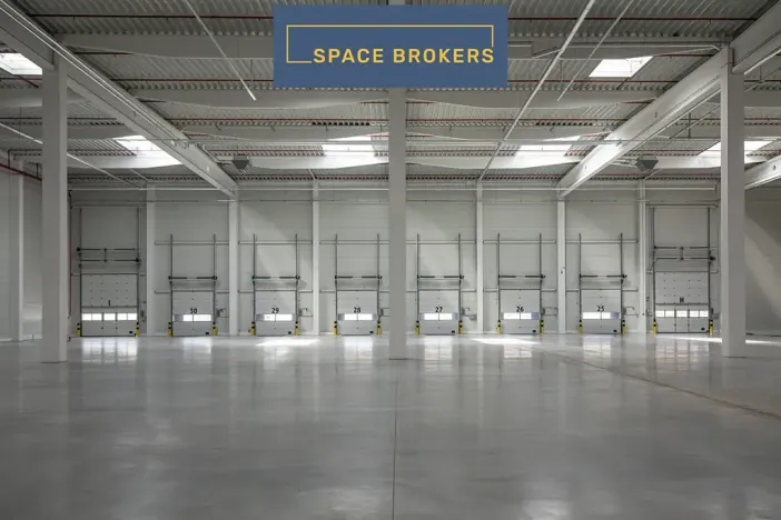 Pronájem skladu, Pohořelice, 4378 m2