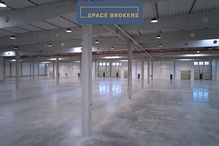 Pronájem skladu, Mikulov, 12000 m2