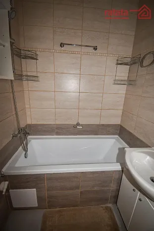 Pronájem bytu 2+1, Kadaň, Chomutovská, 53 m2