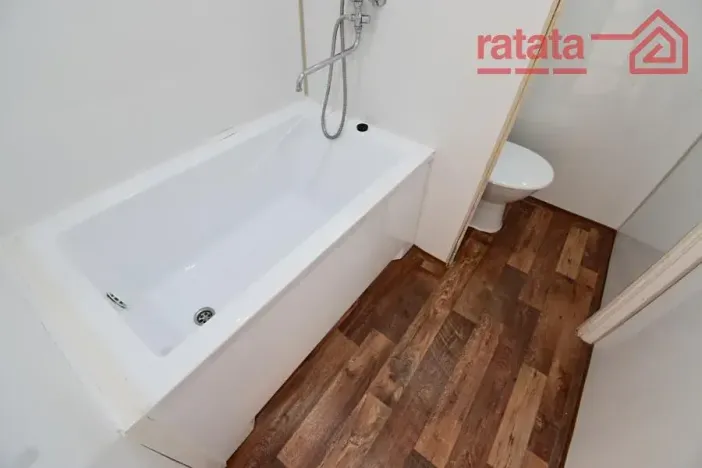 Pronájem bytu 1+1, Chomutov, Hutnická, 39 m2