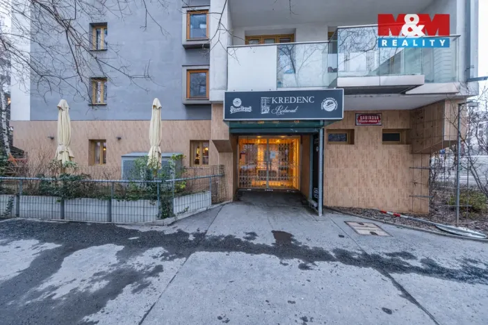 Pronájem restaurace, Praha - Žižkov, Roháčova, 616 m2