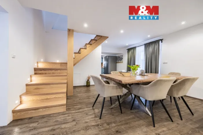 Prodej rodinného domu, Oleška - Krymlov, 250 m2