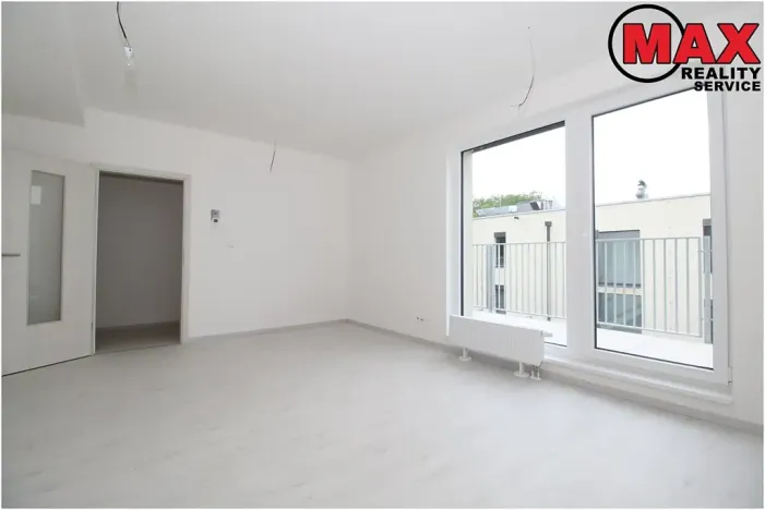 Pronájem bytu 1+kk, Odolena Voda, Pod Sokolákem, 33 m2