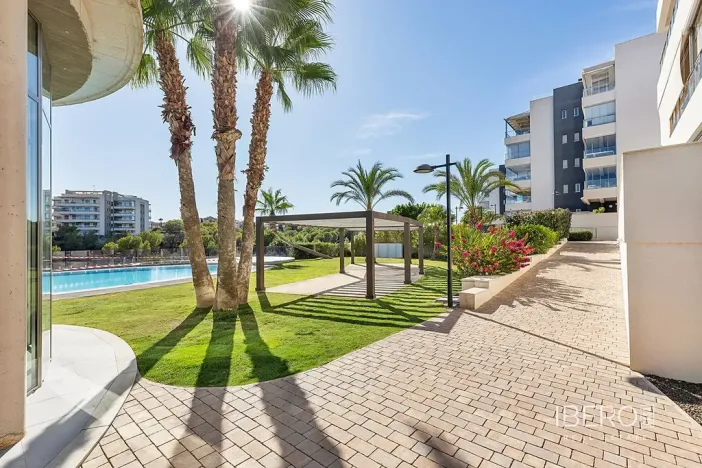 Prodej bytu 3+kk, Villamartín, Španělsko, 93 m2