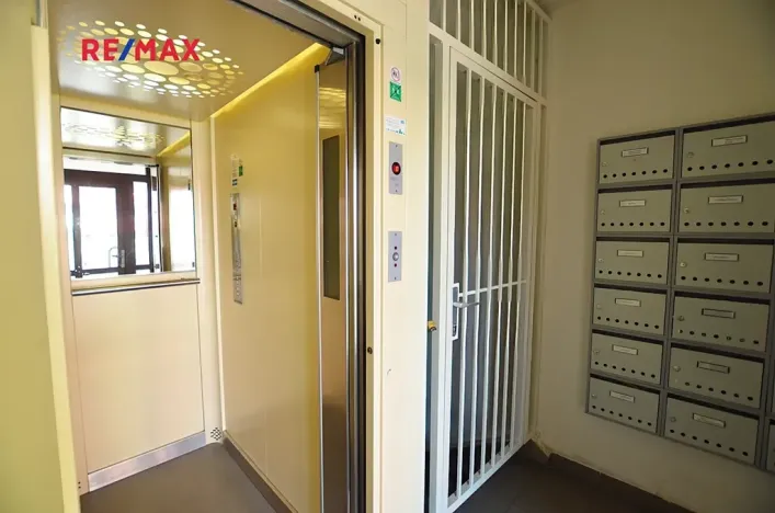 Prodej bytu 2+1, Ostrava, Sokolovská, 56 m2