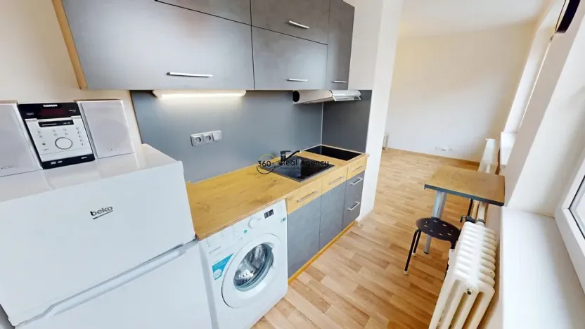 Pronájem bytu 1+kk, Praha - Zbraslav, Tunelářů, 30 m2