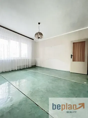 Prodej bytu 3+1, Jirkov, Křižíkova, 69 m2