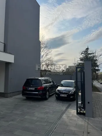 Prodej bytu 5+kk, Praha - Záběhlice, Práčská, 155 m2