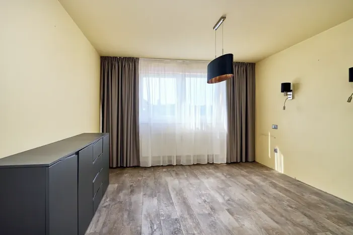 Prodej obchodního prostoru, Kladno, Vrapická, 1614 m2