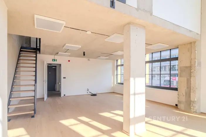 Prodej atypického bytu, Praha - Vysočany, Kolbenova, 144 m2