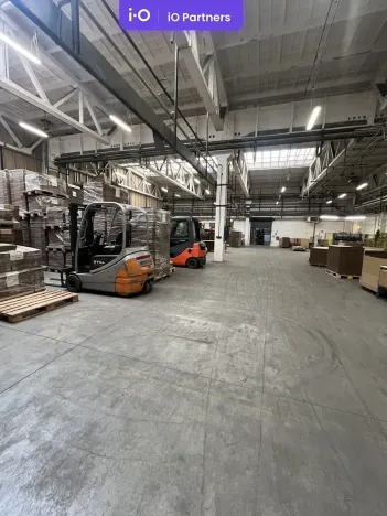 Pronájem skladu, Liberec, Bánskobystrická, 1300 m2