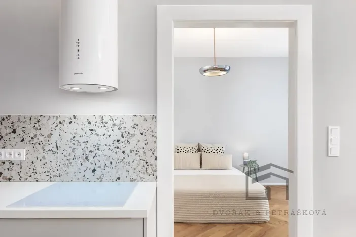 Pronájem bytu 2+kk, Praha - Strašnice, Černokostelecká, 52 m2