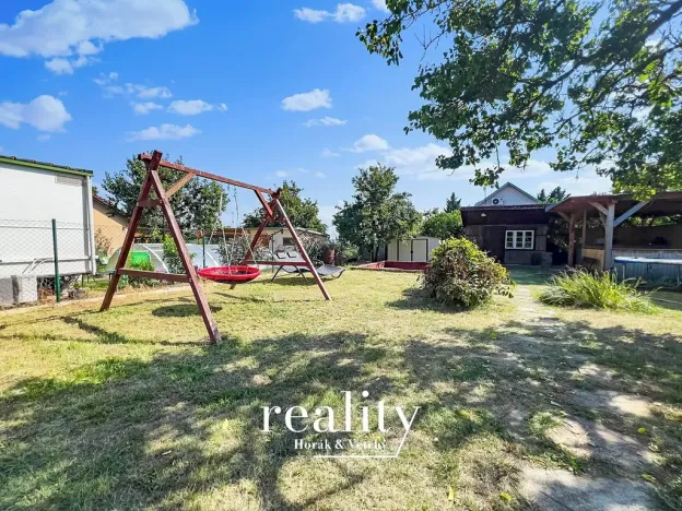 Prodej zahrady, Dobšice, 476 m2