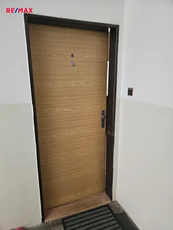 Pronájem bytu 1+kk, Kladno, Čermákova, 30 m2