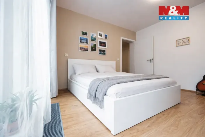 Prodej bytu 3+kk, Praha - Hrdlořezy, Mezilehlá, 70 m2