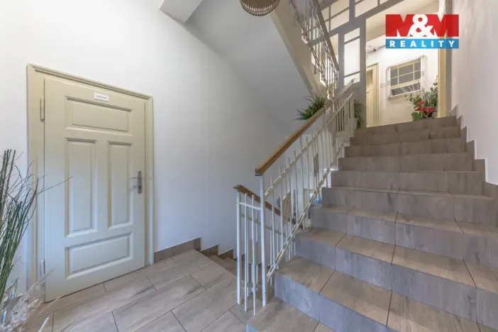 Prodej rodinného domu, Mladá Boleslav - Mladá Boleslav II, 9. května, 285 m2