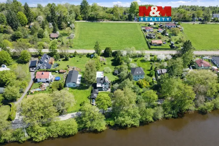 Prodej pozemku pro bydlení, Lštění, 5501 m2