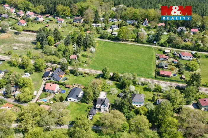 Prodej pozemku pro bydlení, Lštění, 5501 m2