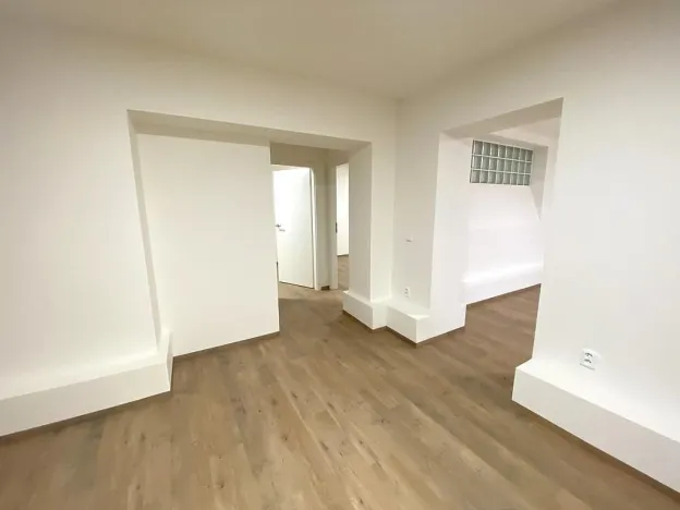 Pronájem kanceláře, Brno - Štýřice, Sovinec, 92 m2