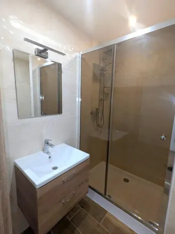 Pronájem bytu 2+kk, Teplice, Trnovanská, 47 m2