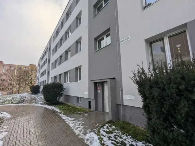 Pronájem bytu 2+1, Klášterec nad Ohří, Pod Stadionem, 54 m2