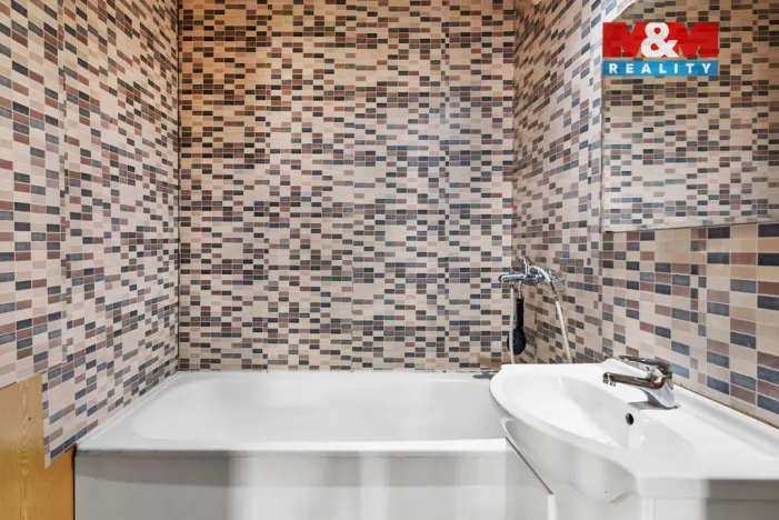 Prodej bytu 5+1, Vrchlabí, Školní, 87 m2