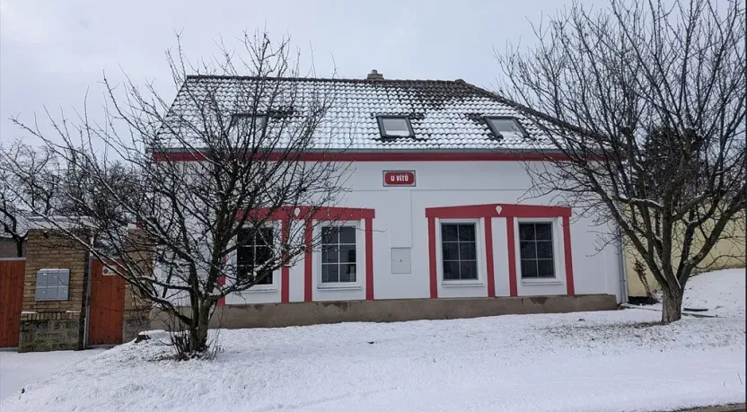 Pronájem bytu 1+kk, Peruc - Černochov, 30 m2