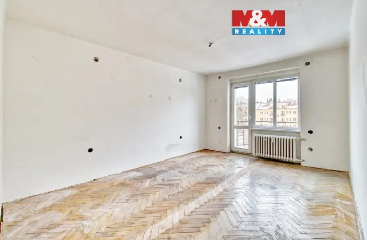 Prodej bytu 2+1, Ostrov, Myslbekova, 63 m2