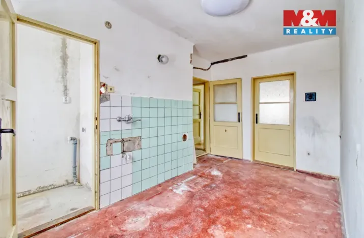 Prodej bytu 2+1, Ostrov, Myslbekova, 63 m2