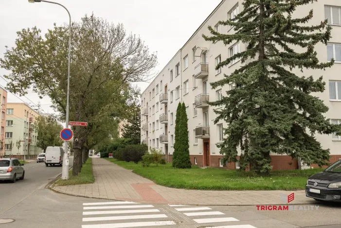 Prodej bytu 2+1, Hradec Králové, 52 m2