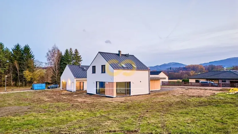 Pronájem rodinného domu, Chotyně, 194 m2